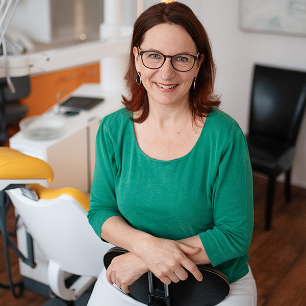 Dr. Christiane Presenhuber